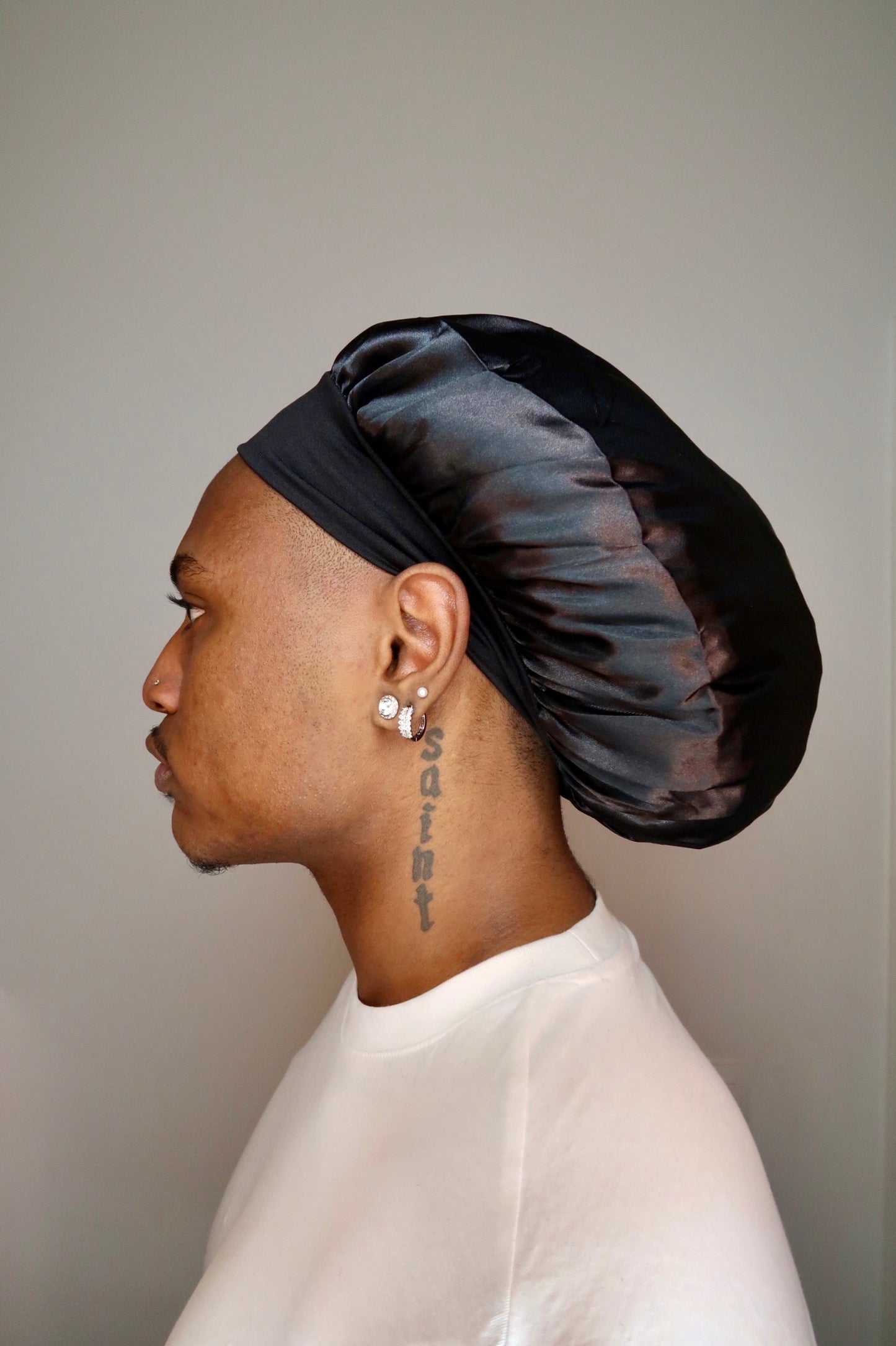 Bonnet en satin